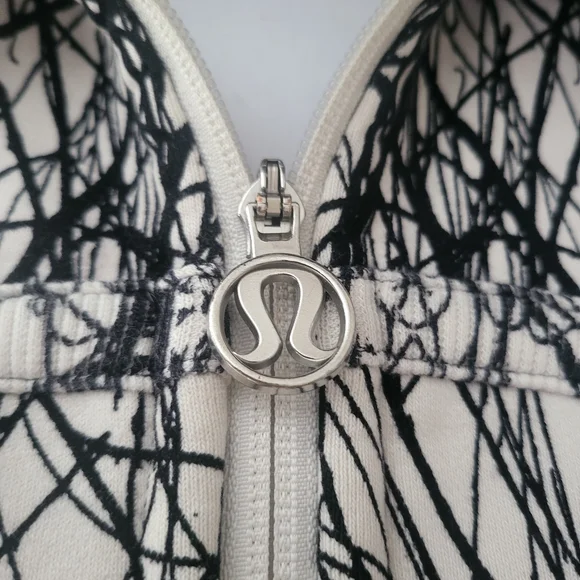 Rare Lululemon Scuba Hoodie Size 6 - Picture 2 of 6